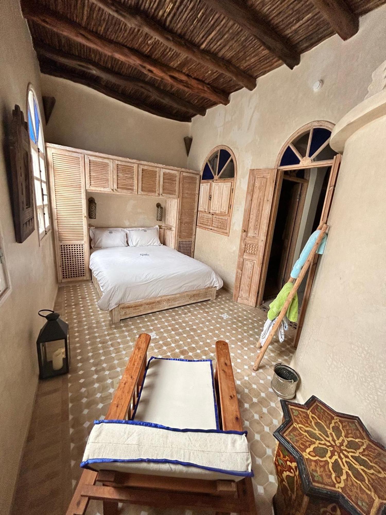 Beau Riad En Medina, Lumineux Et Avec Terrasse Privee Sur Mer Essaouira Esterno foto